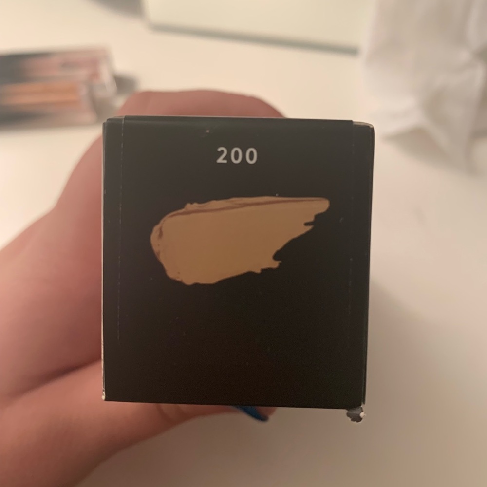 Fenty beauty foundation